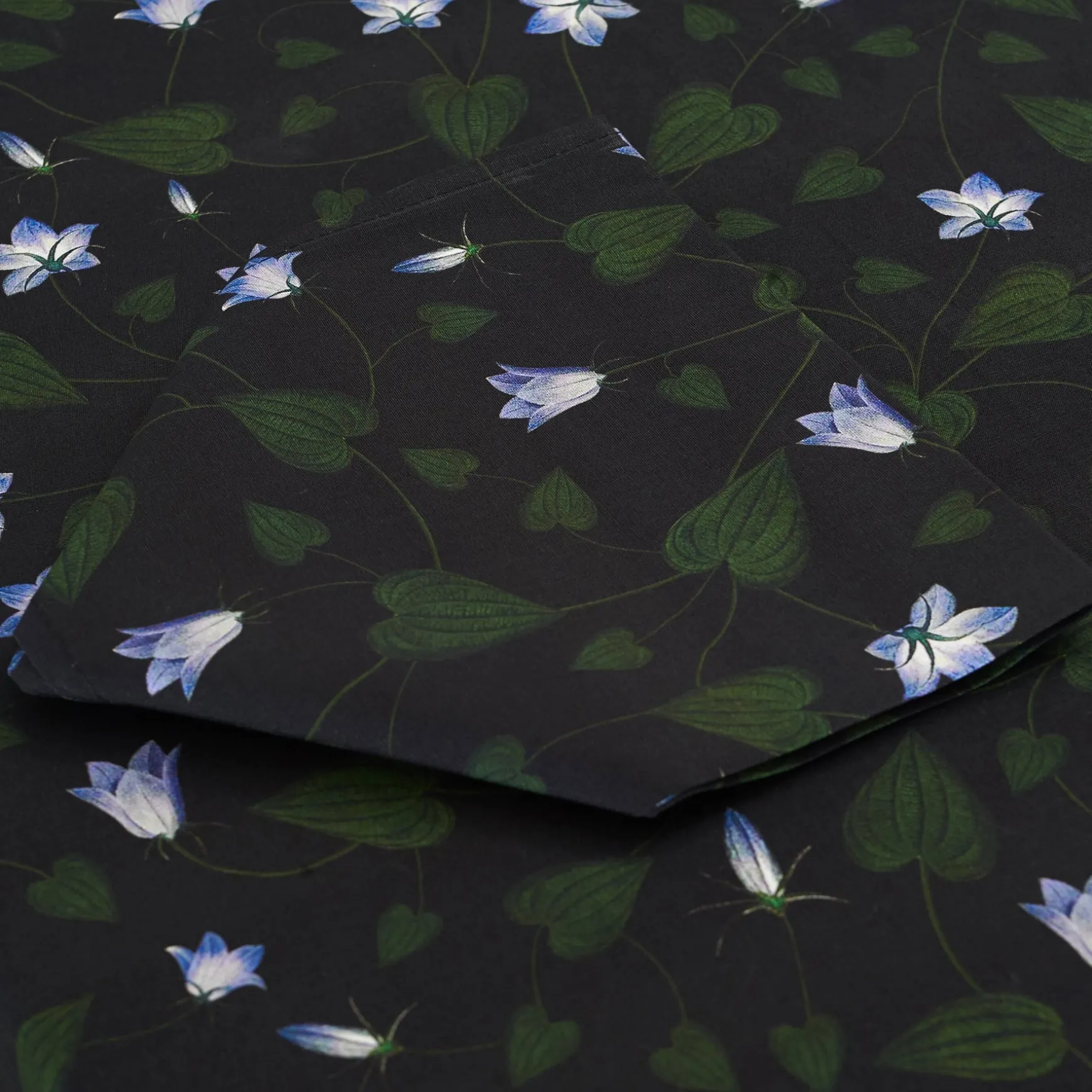 Heart Leaf Tablecloth